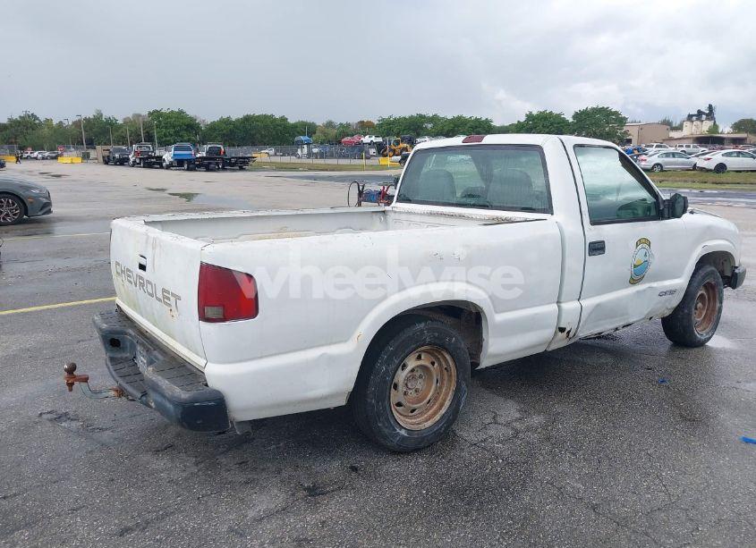Photo 4 of 2001 Chevrolet S-10 (VIN 1GCCS14W718227247)