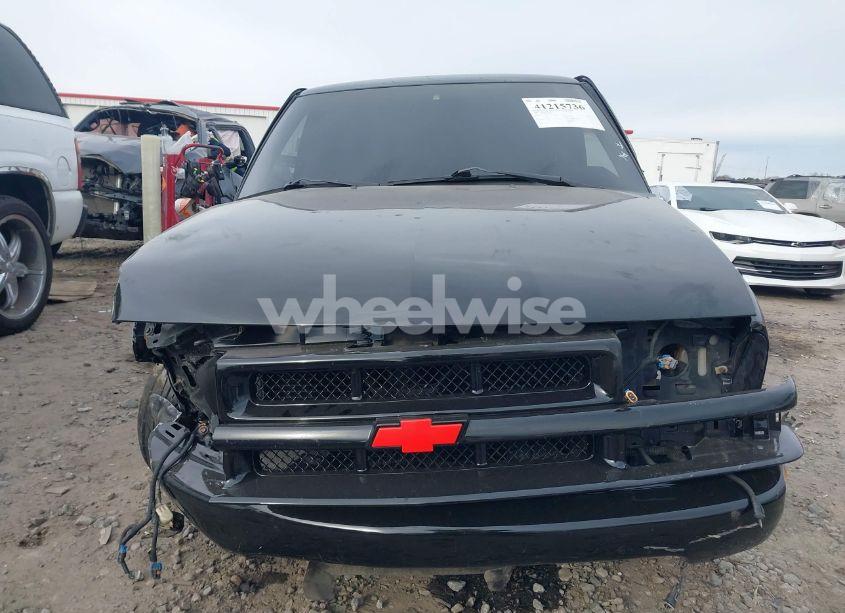 Photo 13 of 1999 Chevrolet S-10 LS (VIN 1GCCS14W7X8181251)