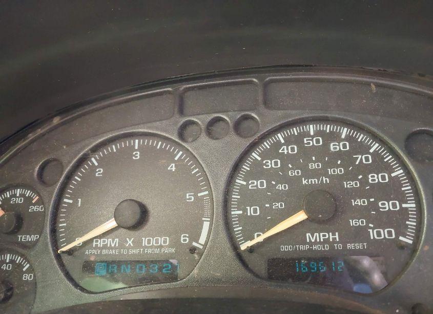 Photo 7 of 2000 Chevrolet S-10 (VIN 1GCCS14WXYK200606)