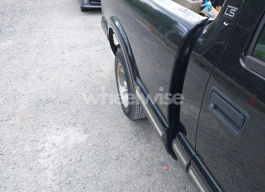 Photo 19 of 1998 Chevrolet S-10 LS FLEETSIDE (VIN 1GCCS14X0W8138264)