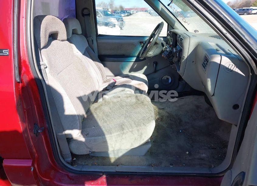 Photo 5 of 1997 Chevrolet S-10 LS SPORTSIDE (VIN 1GCCS14X1V8189125)