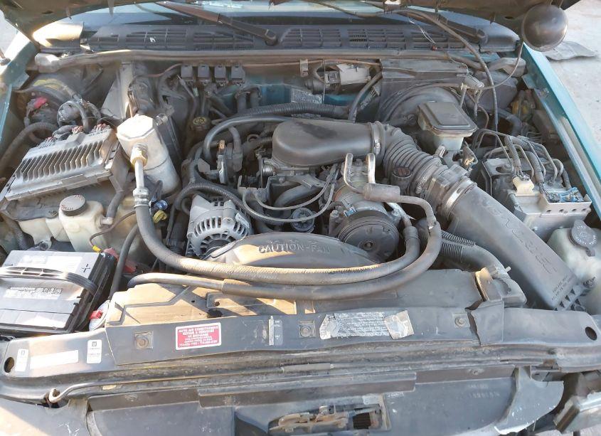 Photo 10 of 1996 Chevrolet S TRUCK S10 (VIN 1GCCS14X2T8151349)