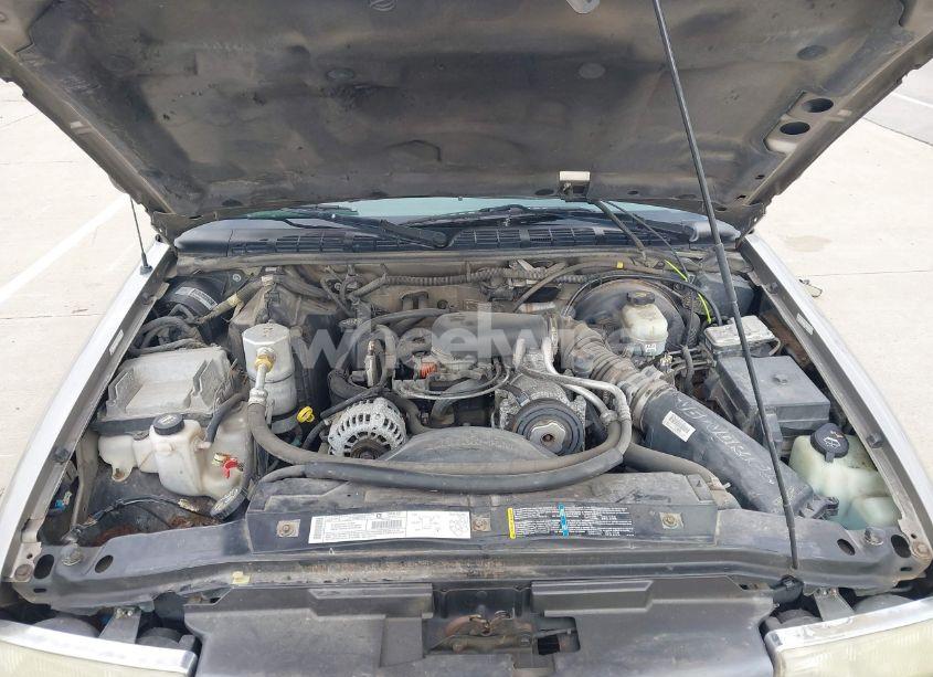 Photo 10 of 2003 Chevrolet S-10 LS (VIN 1GCCS14X538224181)