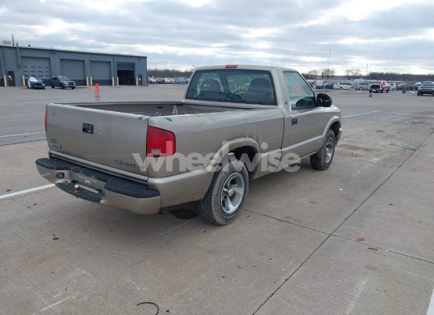 Photo 4 of 2003 Chevrolet S-10 LS (VIN 1GCCS14X538224181)