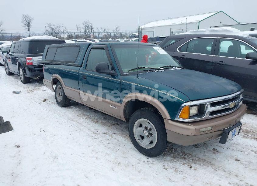 1996 Chevrolet S TRUCK S10 (VIN 1GCCS14X5T8182398) main photo