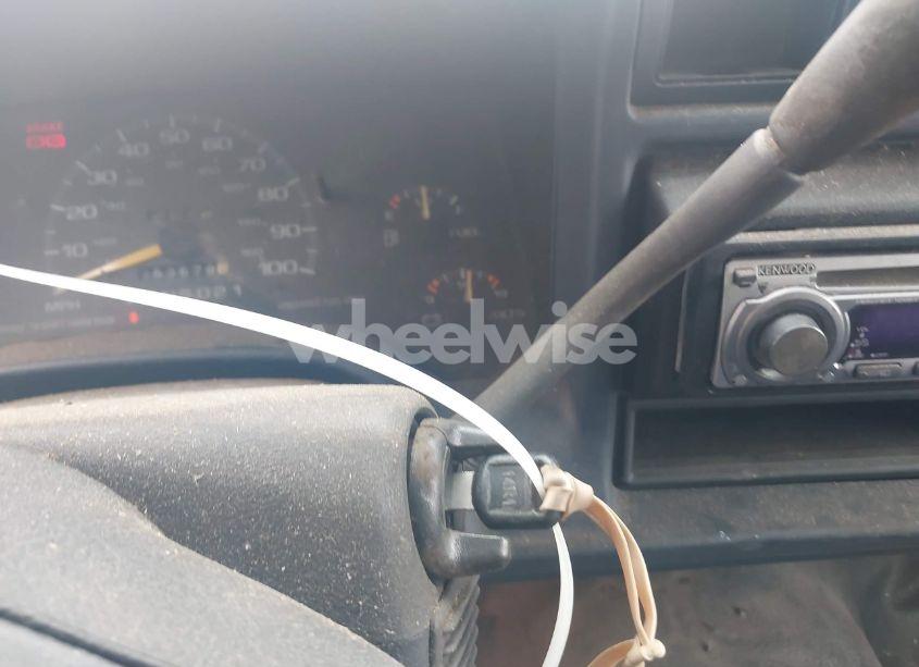 Photo 11 of 1996 Chevrolet S TRUCK S10 (VIN 1GCCS14X5TK198636)