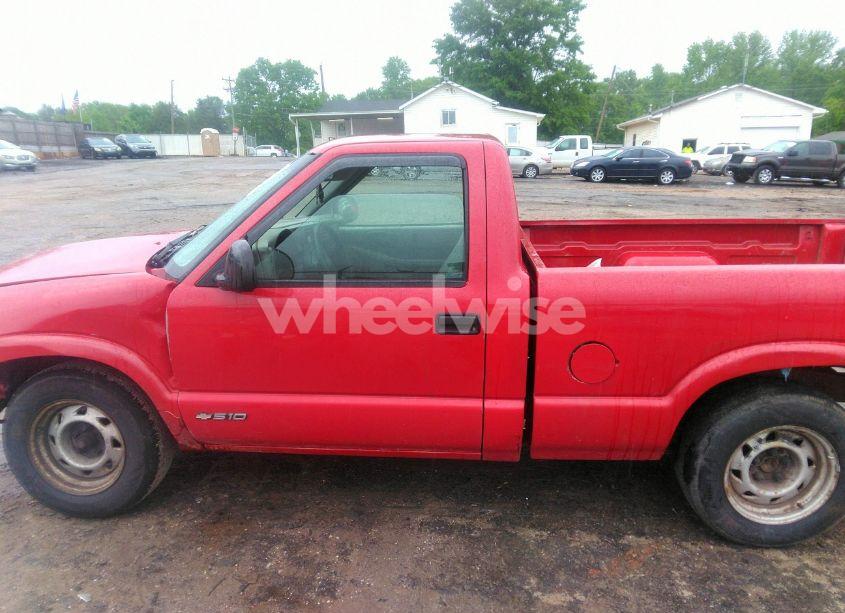 Photo 14 of 1998 Chevrolet S-10 FLEETSIDE (VIN 1GCCS14X7WK207793)