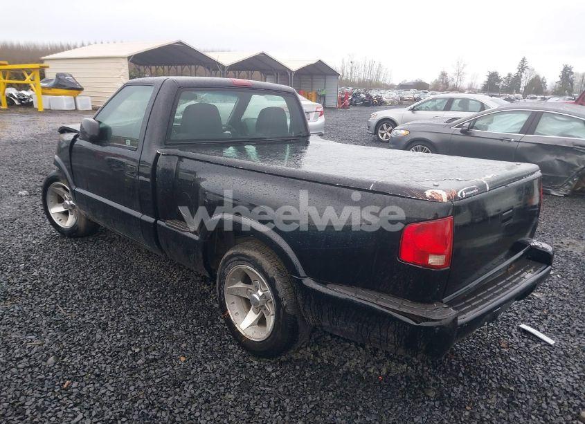 Photo 3 of 2003 Chevrolet S-10 LS (VIN 1GCCS14X838224045)