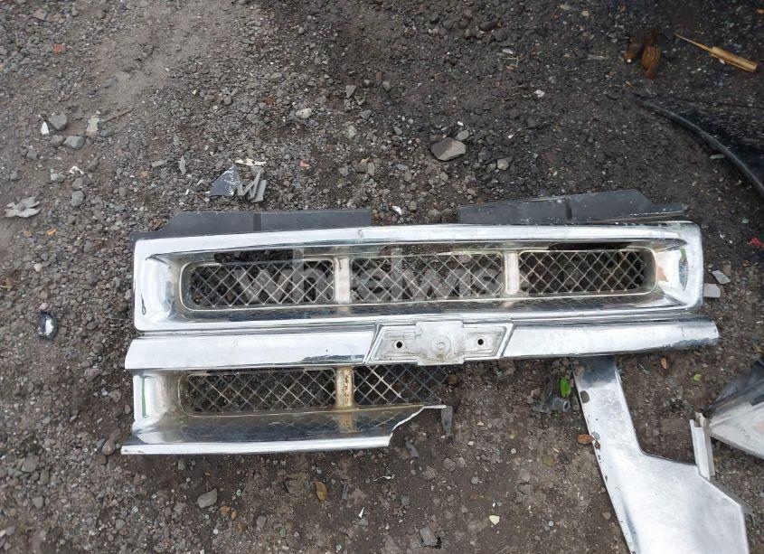 Photo 12 of 1998 Chevrolet S-10 LS SPORTSIDE (VIN 1GCCS14X8W8161937)