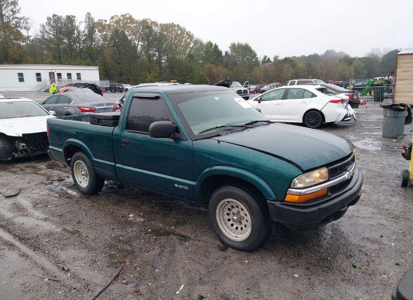 1998 Chevrolet S-10 FLEETSIDE (VIN 1GCCS14X9W8238993) main photo