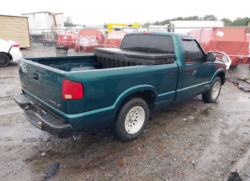 Photo 4 of 1998 Chevrolet S-10 FLEETSIDE (VIN 1GCCS14X9W8238993)