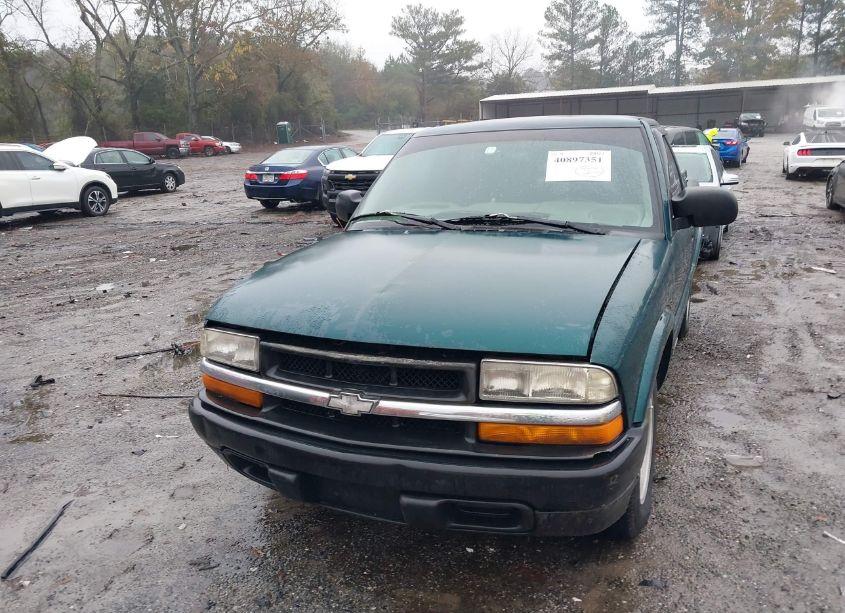 Photo 6 of 1998 Chevrolet S-10 FLEETSIDE (VIN 1GCCS14X9W8238993)