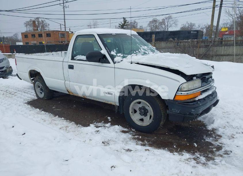 1999 Chevrolet S-10 (VIN 1GCCS14X9XK236407) main photo