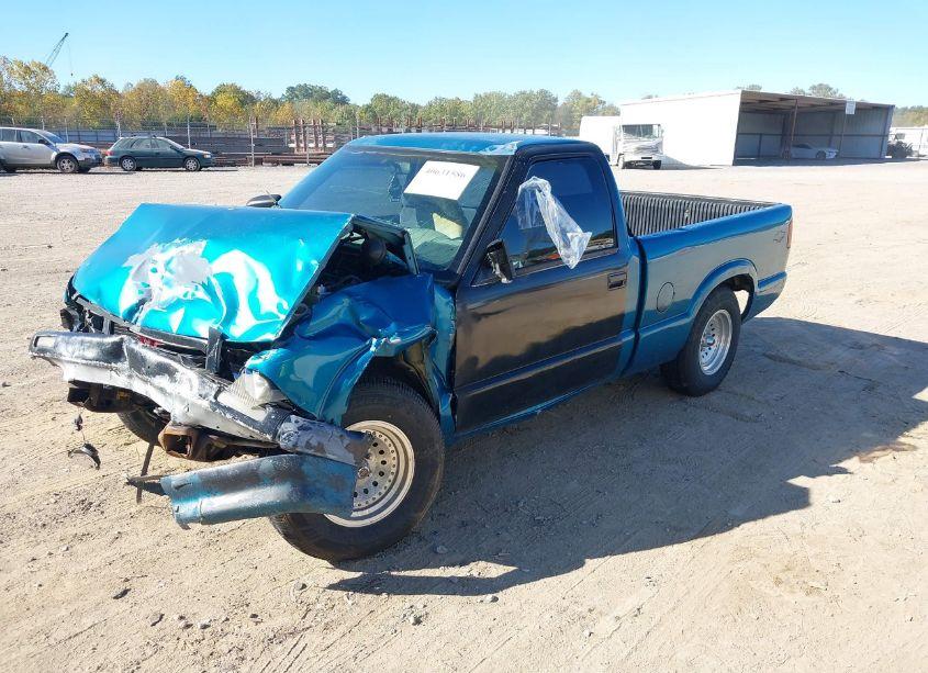 Photo 2 of 1995 Chevrolet S TRUCK S10 (VIN 1GCCS14Z0S8194071)