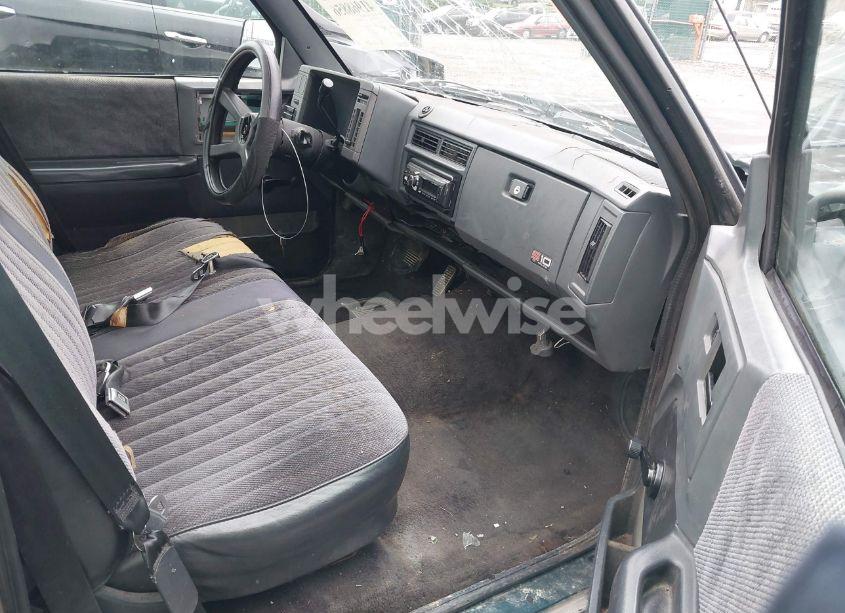 Photo 5 of 1993 Chevrolet S TRUCK S10 (VIN 1GCCS14Z1P8178257)