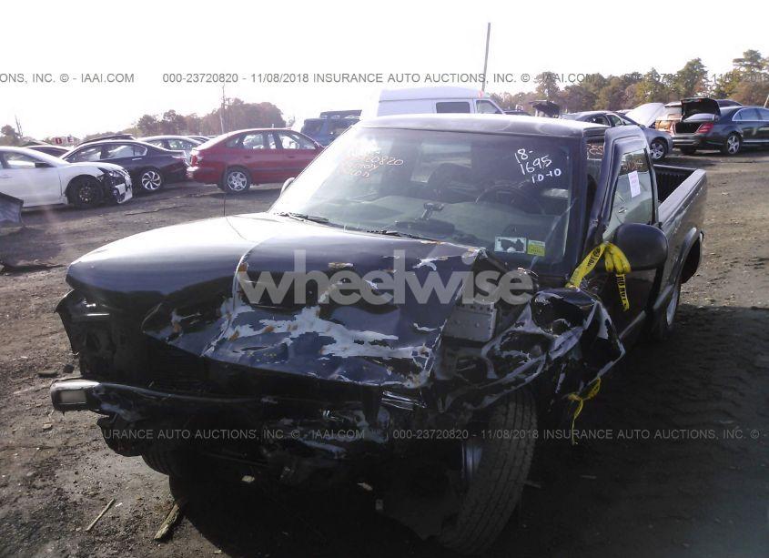 Photo 2 of 1994 Chevrolet S TRUCK S10 (VIN 1GCCS14Z3RK119569)