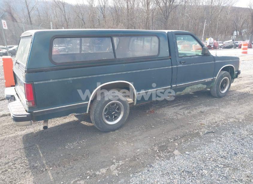 Photo 4 of 1993 Chevrolet S TRUCK S10 (VIN 1GCCS14Z6P8191523)