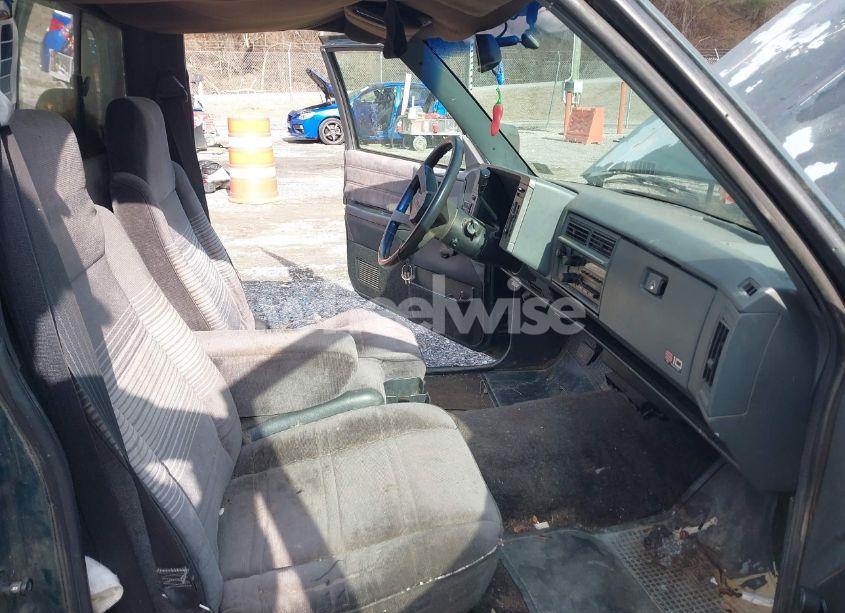 Photo 5 of 1993 Chevrolet S TRUCK S10 (VIN 1GCCS14Z6P8191523)
