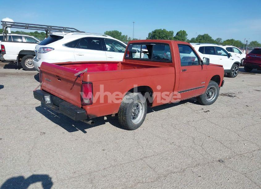 Photo 4 of 1991 Chevrolet S TRUCK S10 (VIN 1GCCS14Z7M2107014)