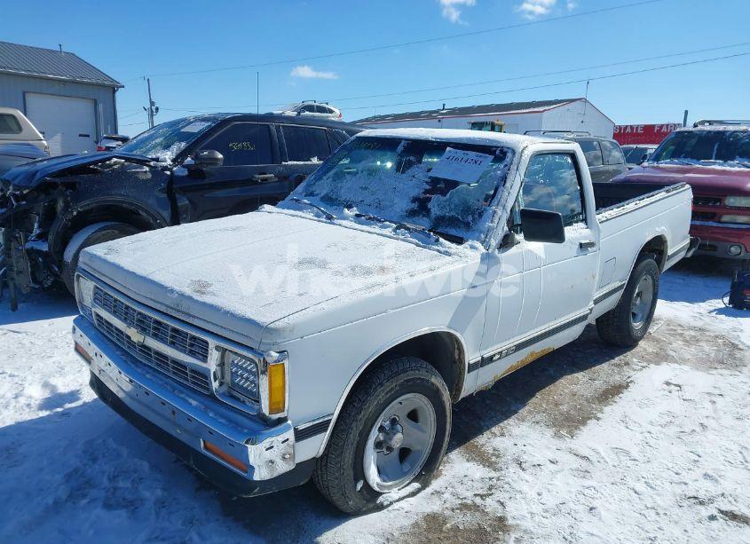 Photo 2 of 1992 Chevrolet S TRUCK S10 (VIN 1GCCS14ZXN8212614)