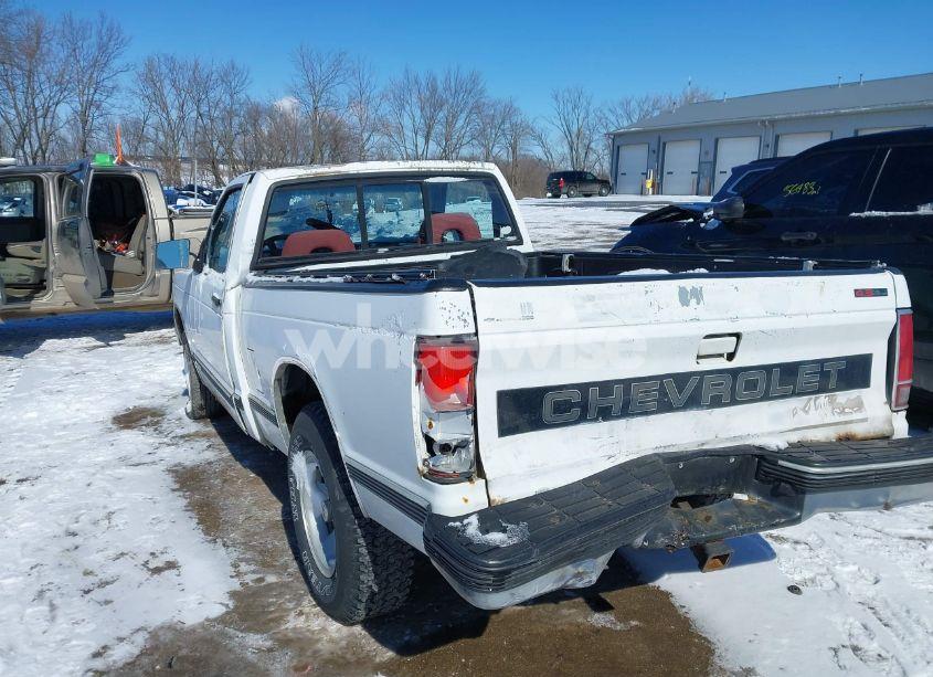 Photo 6 of 1992 Chevrolet S TRUCK S10 (VIN 1GCCS14ZXN8212614)