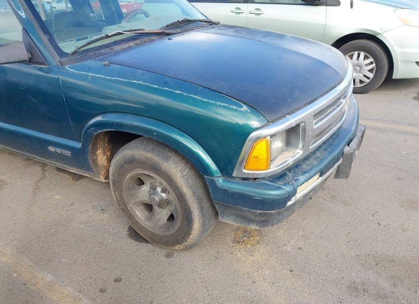 Photo 16 of 1996 Chevrolet S TRUCK S10 (VIN 1GCCS1940T8157830)