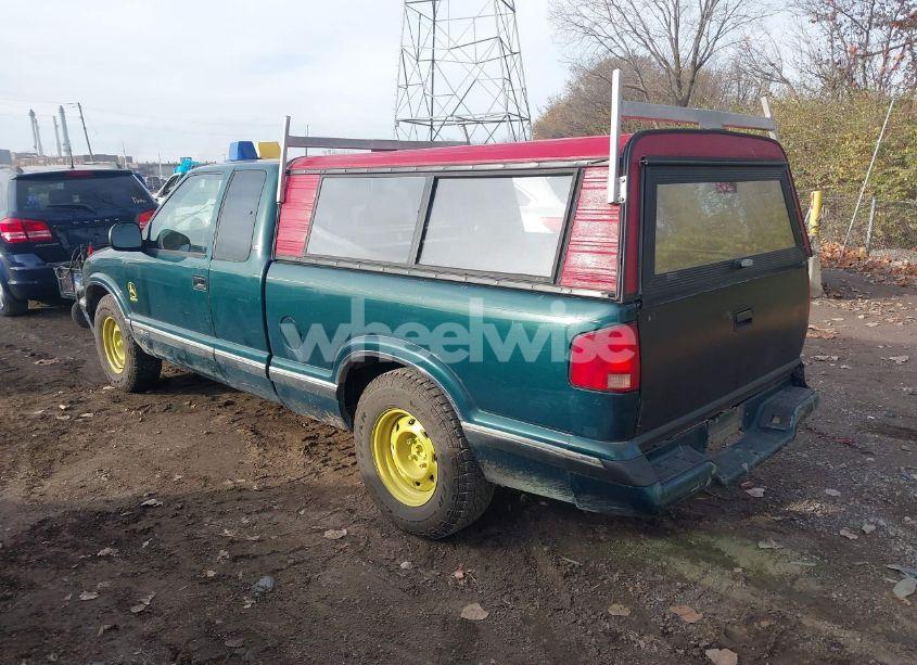 Photo 3 of 1996 Chevrolet S TRUCK S10 (VIN 1GCCS1941T8167251)