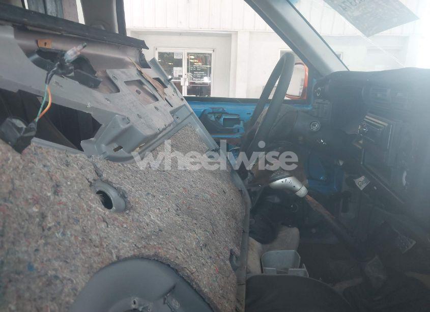 Photo 5 of 1994 Chevrolet S TRUCK S10 (VIN 1GCCS1942R8222976)