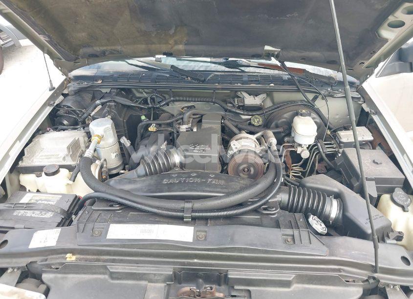 Photo 10 of 2000 Chevrolet S-10 LS (VIN 1GCCS1942YK156897)