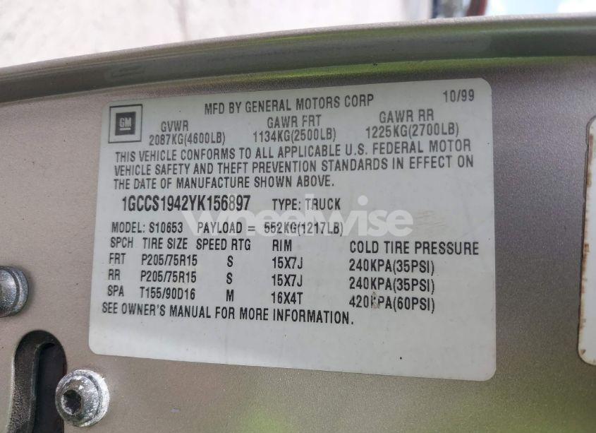 Photo 9 of 2000 Chevrolet S-10 LS (VIN 1GCCS1942YK156897)