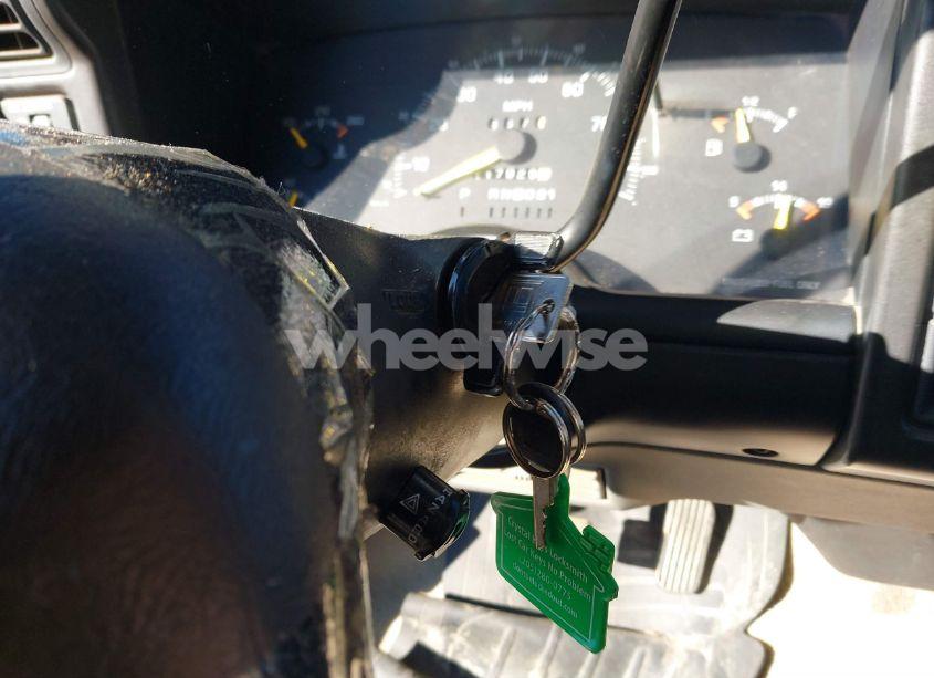 Photo 11 of 1994 Chevrolet S TRUCK S10 (VIN 1GCCS1943R8209878)