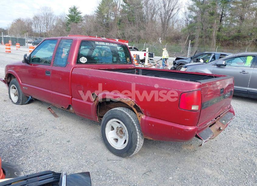 Photo 3 of 1995 Chevrolet S TRUCK S10 (VIN 1GCCS1943S8209790)