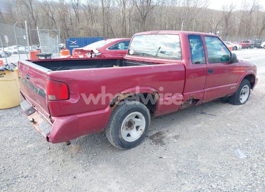 Photo 4 of 1995 Chevrolet S TRUCK S10 (VIN 1GCCS1943S8209790)