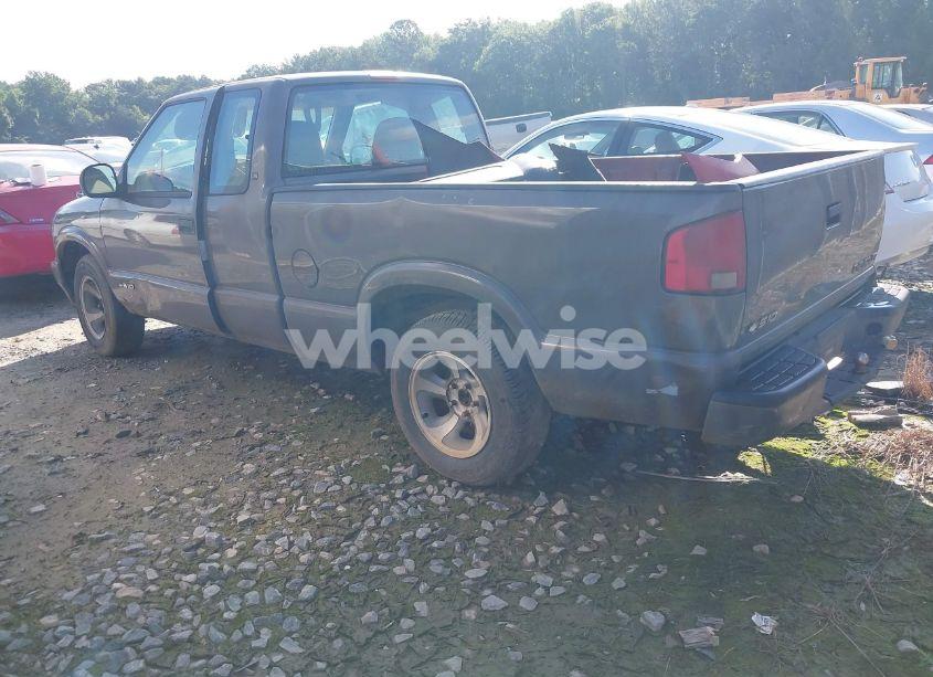 Photo 3 of 1998 Chevrolet S-10 LS FLEETSIDE (VIN 1GCCS1946WK132194)