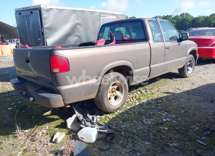 Photo 4 of 1998 Chevrolet S-10 LS FLEETSIDE (VIN 1GCCS1946WK132194)