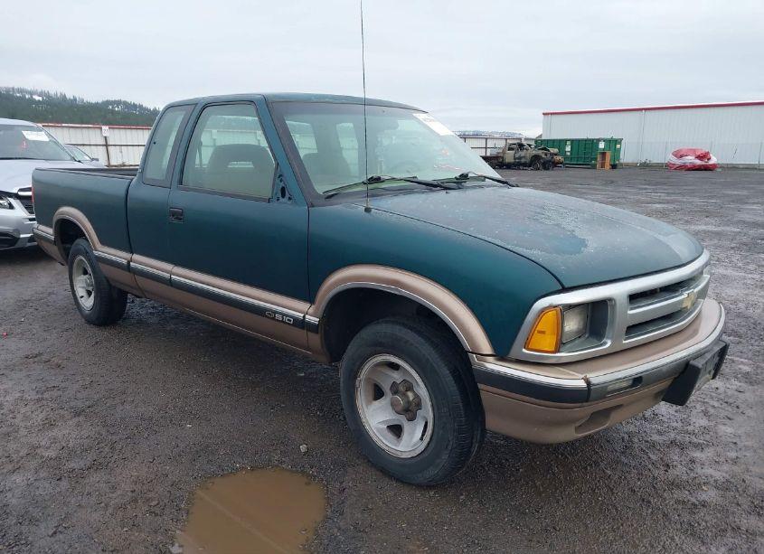 1996 Chevrolet S TRUCK S10 (VIN 1GCCS1948T8110819) main photo