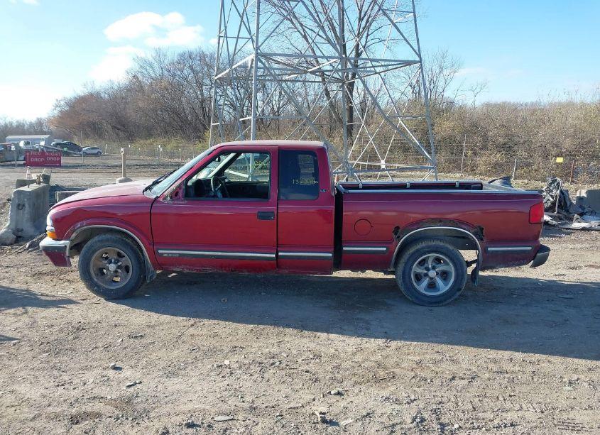 Photo 14 of 1998 Chevrolet S-10 LS FLEETSIDE (VIN 1GCCS1949W8186280)