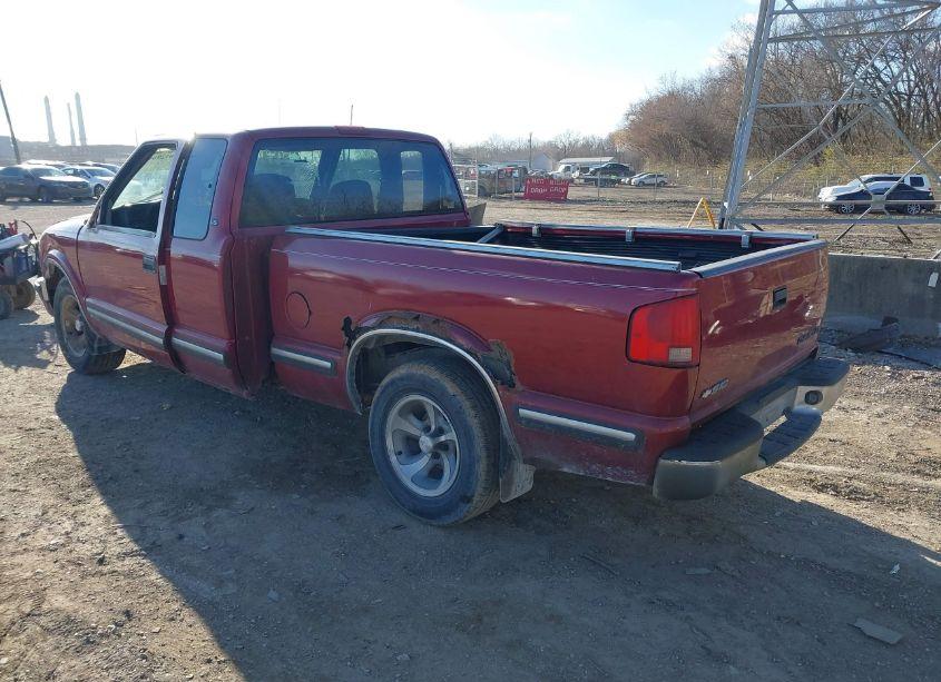 Photo 3 of 1998 Chevrolet S-10 LS FLEETSIDE (VIN 1GCCS1949W8186280)