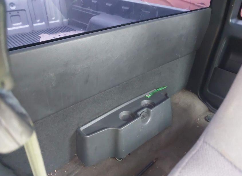 Photo 8 of 2000 Chevrolet S-10 LS (VIN 1GCCS1949Y8176996)