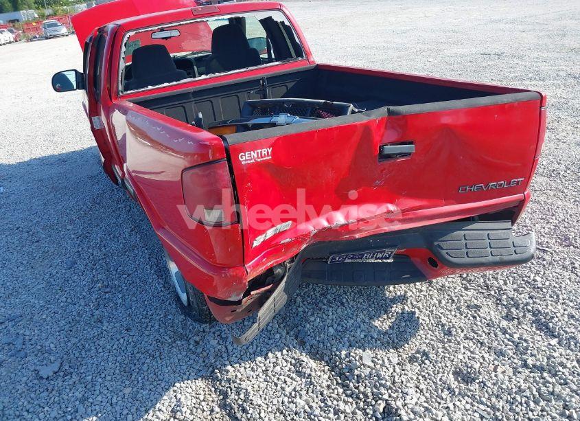 Photo 6 of 2001 Chevrolet S-10 LS (VIN 1GCCS195118235344)