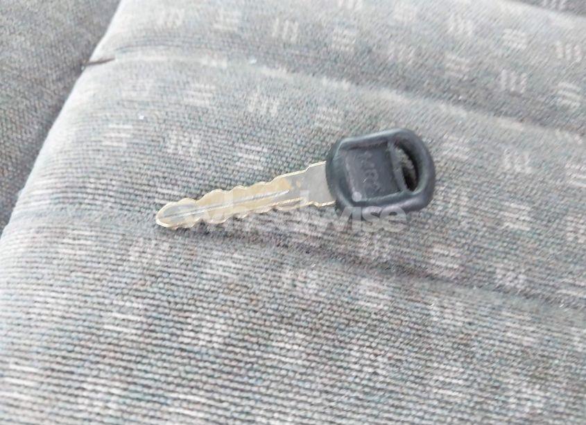 Photo 11 of 2001 Chevrolet S-10 LS (VIN 1GCCS19511K146361)