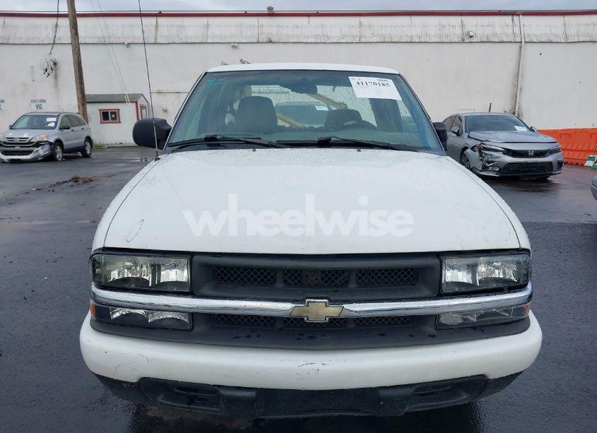 Photo 12 of 2001 Chevrolet S-10 LS (VIN 1GCCS19511K146361)