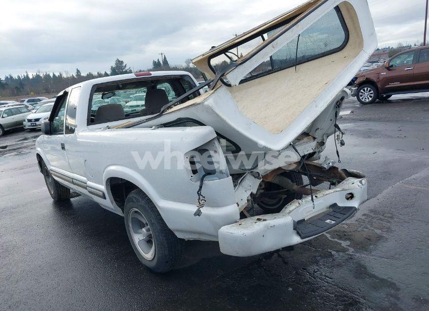 Photo 3 of 2001 Chevrolet S-10 LS (VIN 1GCCS19511K146361)