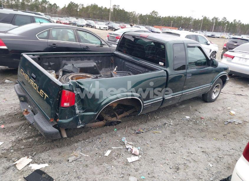 Photo 4 of 2001 Chevrolet S-10 (VIN 1GCCS195218219685)