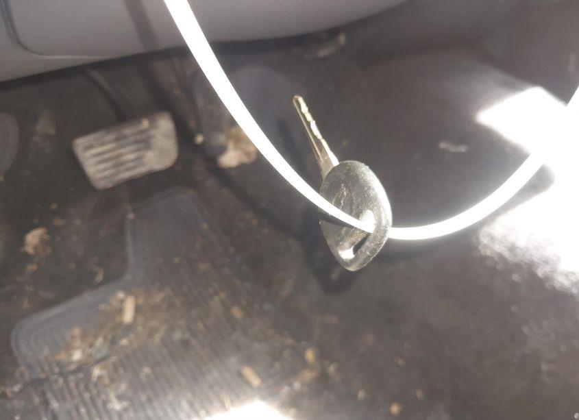 Photo 11 of 2000 Chevrolet S-10 LS (VIN 1GCCS1952Y8237498)