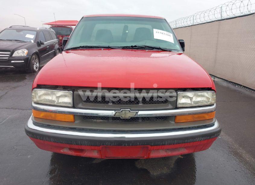 Photo 6 of 2001 Chevrolet S-10 LS (VIN 1GCCS195418107387)