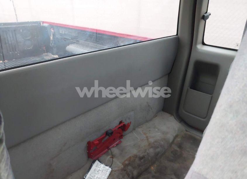 Photo 8 of 2001 Chevrolet S-10 LS (VIN 1GCCS195418107387)