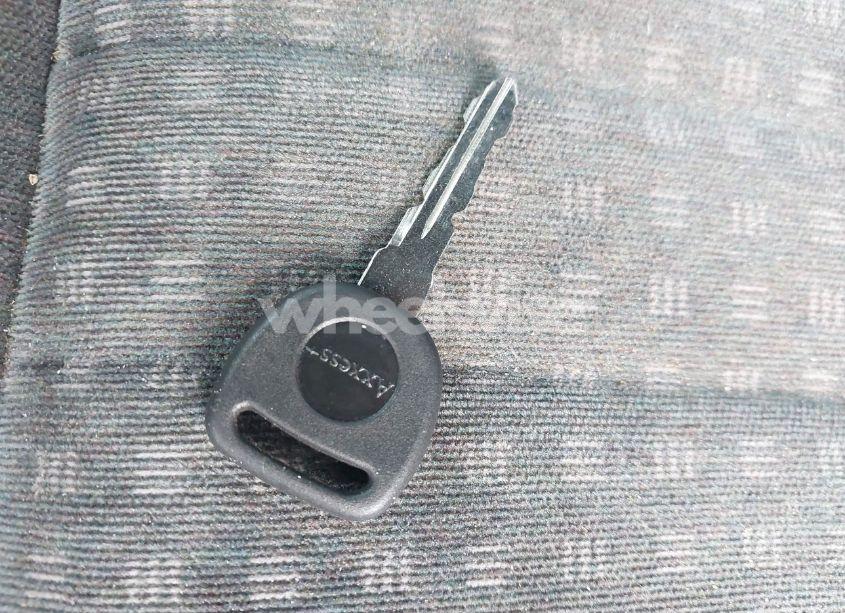 Photo 11 of 2001 Chevrolet S-10 LS (VIN 1GCCS195718116889)