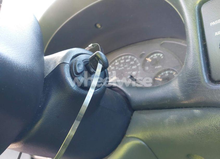 Photo 11 of 2001 Chevrolet S-10 LS (VIN 1GCCS195718239382)