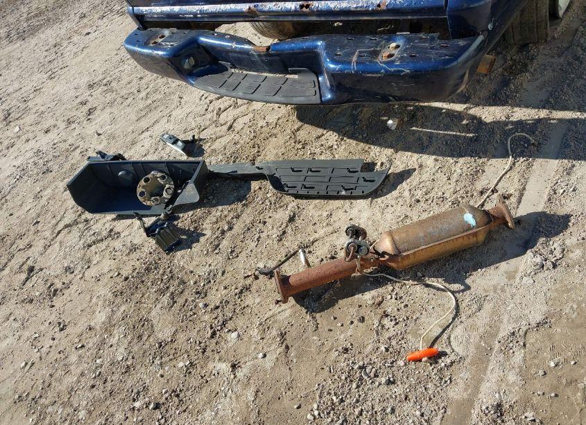 Photo 12 of 2001 Chevrolet S-10 LS (VIN 1GCCS195918226052)